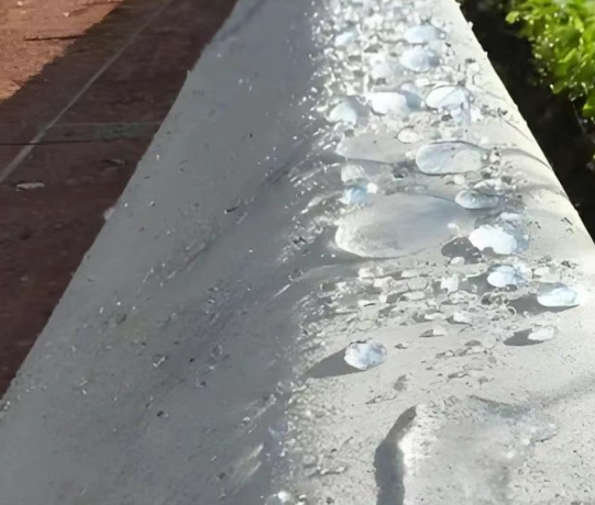 定兴硅烷浸渍涂料在混凝土保护中的应用